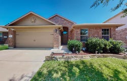 2704 Adams Fall Lane, Fort Worth, TX 76123