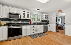8395 P.5 RD, Gladstone, MI 49837