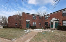 196-23 73rd Ave, Fresh Meadows, NY 11365