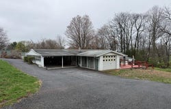 21 CREST Lane, PALMYRA, PA 17078