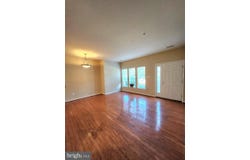 1 FOX CT., DELRAN, NJ 08057
