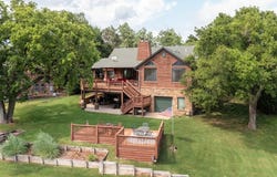 39 E Shore Drive, Arcadia, OK 73007