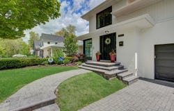 627 Beaver Road, Glenview, IL 60025