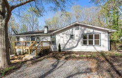 5985 Lakeside Court, Gainesville, GA 30506