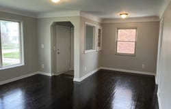 24680 Kenosha St Street, Oak Park, MI 48237
