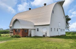 5955 Osage Road, Waterloo, IA 50703