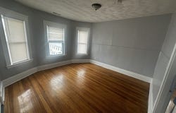 15 Dublin, Lowell, MA 01854