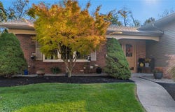 2800 W Ray Drive, Zanesville, OH 43701