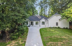 200 Nestor Court, Roswell, GA 30076