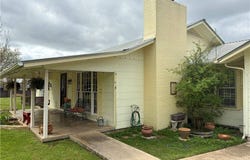 408 S Porter St, Lampasas, TX 76550