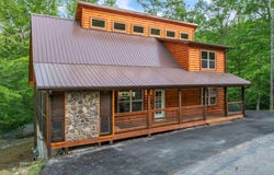 3138 White Falcon Way, Pigeon Forge, TN 37863