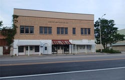 100 N Magnolia, Hubbard, TX 76648