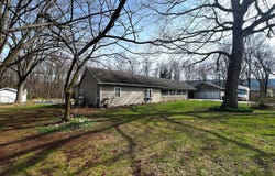511 PINE DRIVE, SACRAMENTO, PA 17968