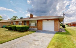 5554 Jackson Street, Merrillville, IN 46410