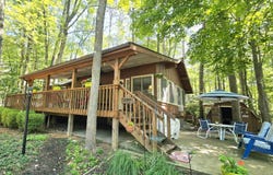 324 Winnebago Lane, Hide A Way Hills, OH 43107