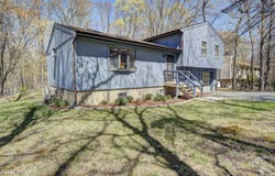 235 Oak Hill Road, Hawley, PA 18428