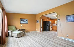 219 Taylor Dr, IA 52755