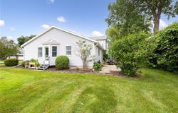 125 Flower Dale Drive, Greece, NY 14626
