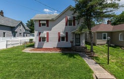 2320 18th Street A, Moline, IL 61265