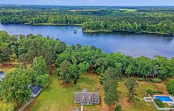 1403 Winnwood Lane, Summerton, SC 29148