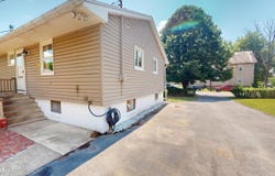 1058 PARK AVENUE, Williamsport, PA 17701