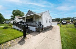 5132 Chestnut Hill Drive, Willoughby, OH 44094