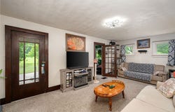 1077 Bechtol Avenue, Sharon, PA 16146