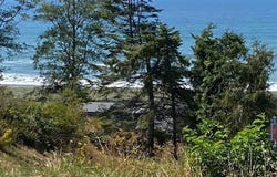 Wallace, Gold Beach, OR 97444