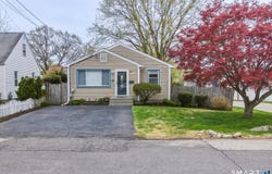 81 Dodd Avenue, Bridgeport, CT 06606