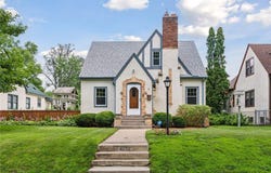4252 Queen Avenue N, Minneapolis, MN 55412