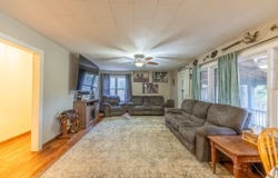 2405 County Road 2710, Mountain View, MO 65548