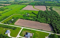1945 N 900th Road, Eudora, KS 66025