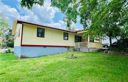 720 CIRCLE  DR, Berryville, AR 72616