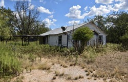 1101 S Plum, Brady, TX 76825