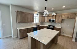 12822 S Sherman Rd, Spokane, WA 99224