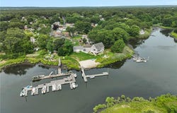 3 Sheffield Street, Warwick, RI 02889
