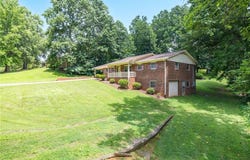 185 Frontier Drive, Kernersville, NC 27284