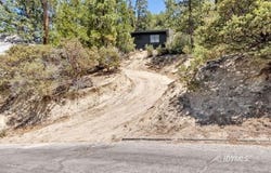 N Ridge, Idyllwild, CA 92549