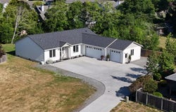 7205 EDGE CLIFF DR, Brookings, OR 97415
