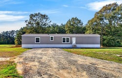 22 Augusta Rd, Carriere, MS 39426