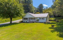 144 Cherry St, Sylva, NC 28779
