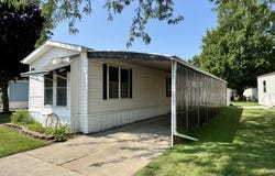 413 Redmond Drive, Blissfield, MI 49228