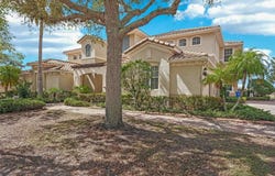 1435 EMERALD DUNES Drive, SUN CITY CENTER, FL 33573