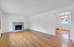 1129 Stoutamire DR, Salem, VA 24153