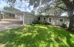 702 E Mesquite Lane, Victoria, TX 77901