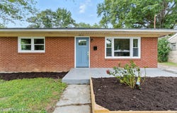 3212 Elane Dr, Louisville, KY 40216