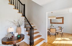 1813 Chaucer Ct, Louisville, KY 40220