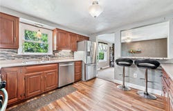 713 Courtview Dr, Hempfield Twp, PA 15601