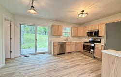 1405 Grayling Dr, Boonville, MO 65233