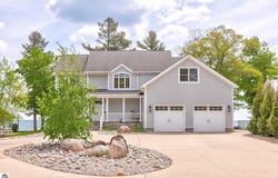 1147 N Bay Drive, Tawas City, MI 48730